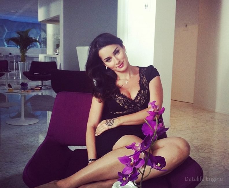 “არ სურდა “კეკელკა” გავზრდილიყავი და რუსულ სკოლაში შემიყვანა” – თინა კანდელაკი