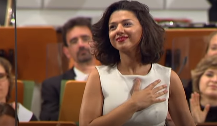 ხატია ბუნიათიშვილს ნაცმოძრაობის მხარდამჭერები დაუპირისპირდნენ - რა გახდა ამის მიზეზი ?