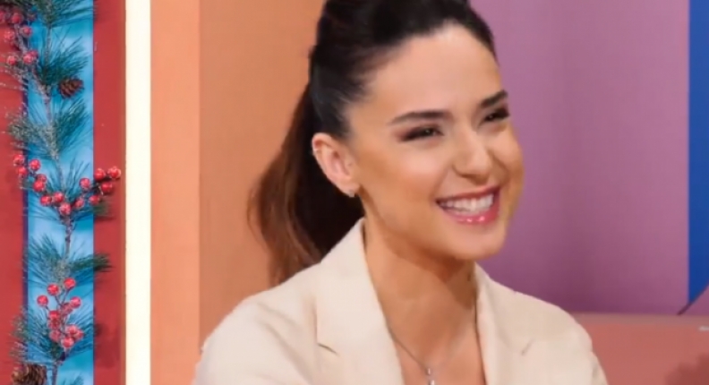 "აქ ყოფნა ჩემთვის ძალიან ამაღელვებელია" - დიდი ხნის შემდეგ სოფო ნიჟარაძე სატელევიზიო ეთერში გამოჩნდა (ვიდეო)