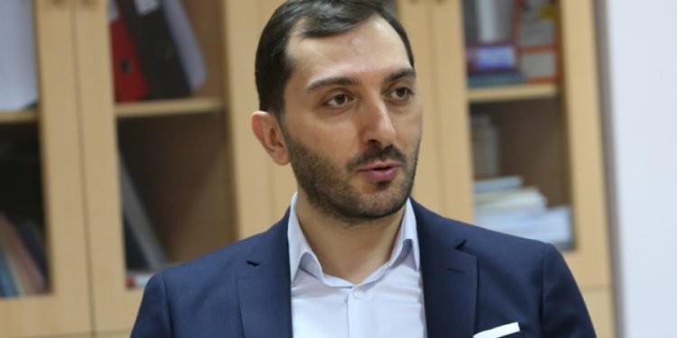 "ექიმის გარეშე ეს არავითარ შემთხვევაში არ გააკეთოთ" - ბიძინა კულუმბეგოვი საზოგადოებას აფრთხილებს