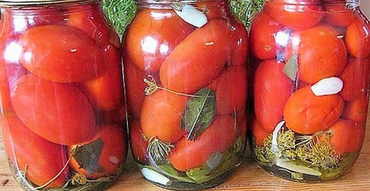 ,,სამ დღეში მზადაა” – პომიდვრის მწნილის რეცეპტი მანანა მაისურაძისგან