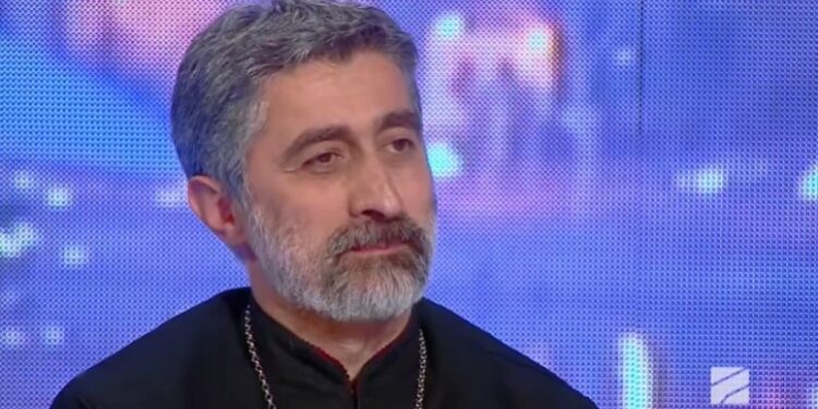 „უფლება არ გაქვთ, გიყვარდეთ კაცი, რომელიც დაოჯახებულია… დაიმახსოვრეთ, სხვის უბედურებაზე საკუთარ ბედნიერებას ვერავინ ააწყობს“ – მამა საბა ჭიკაიძე