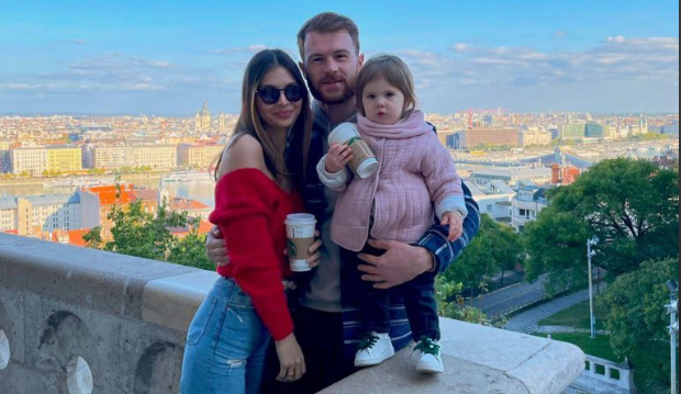 "ნინი ყველანაირად მიწყობს ხელს, ბედნიერი ვარ, რომ ჩემი მეუღლეა" - ბუდუ ზივზივაძე პირადი ცხოვრების შესახებ