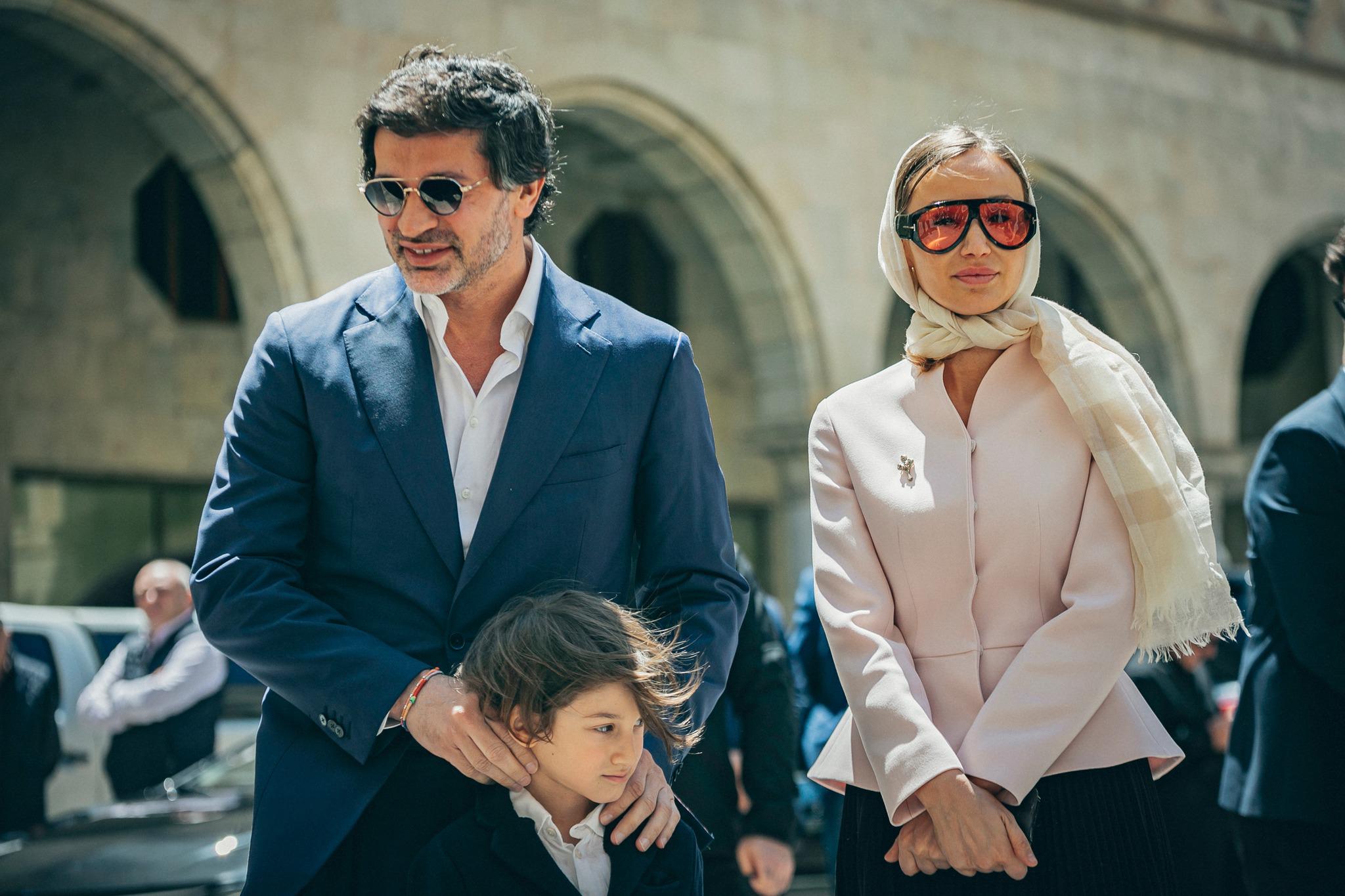 რა ღირს სათვალე, რომლითაც ანუკი არეშიძე ოჯახის სიწმინდის დღის ღონისძიებაზე გამოჩნდა და რატომ გახდა ის განხილვის საგანი სოცქსელში?