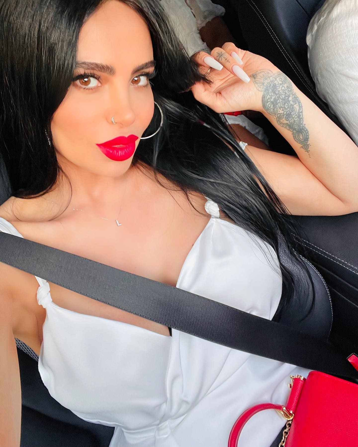 რა წარმოუდგენელი საჩუქრები გაუკეთა შორენა ბეგაშვილს მეგობარმა მამაკაცმა სიყვარულის დღესთან დაკავშირებით ?