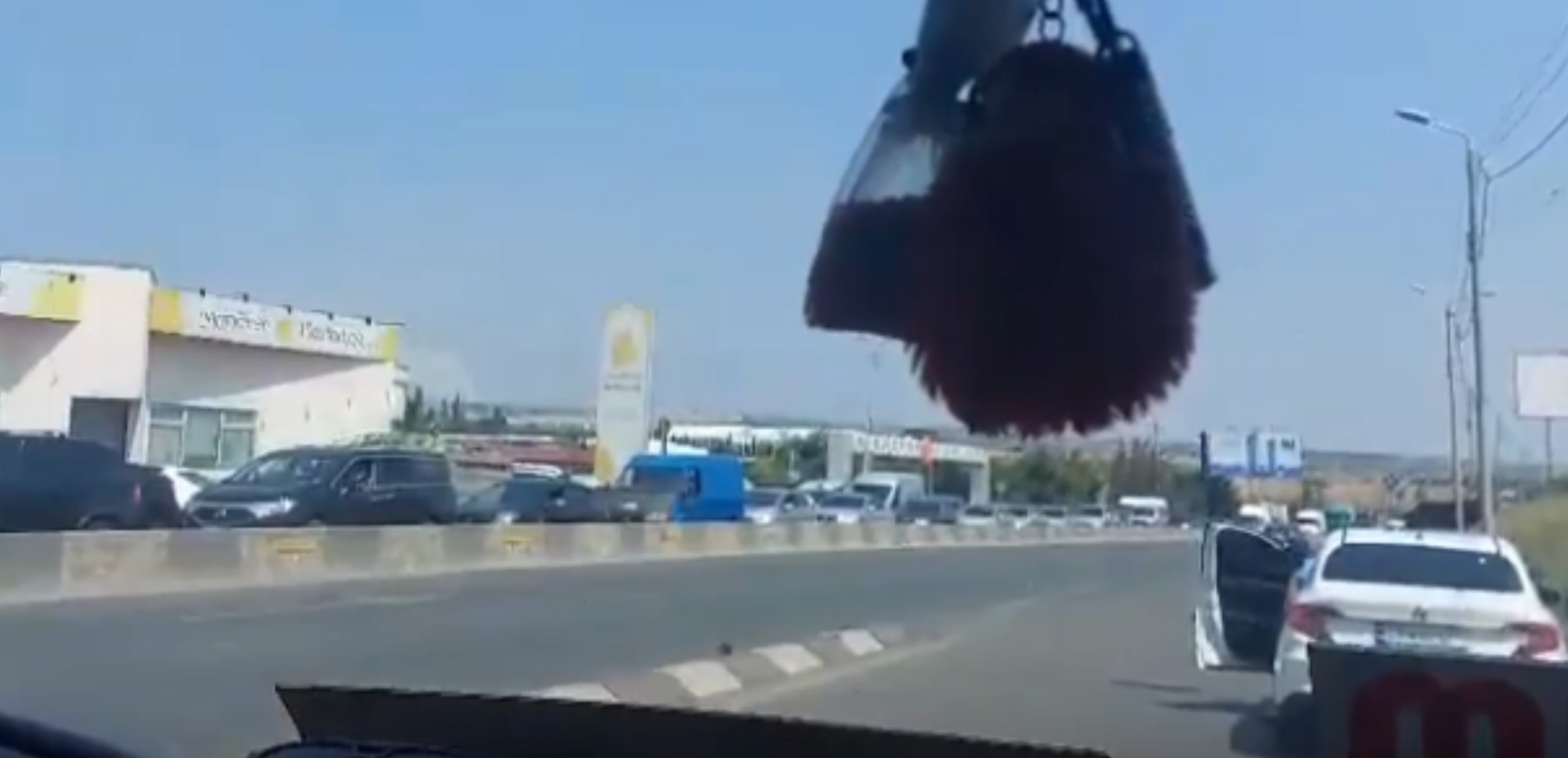 რა ხდება ამ წუთებში კახეთის გზატკეცილზე? - კადრები ადგილიდან